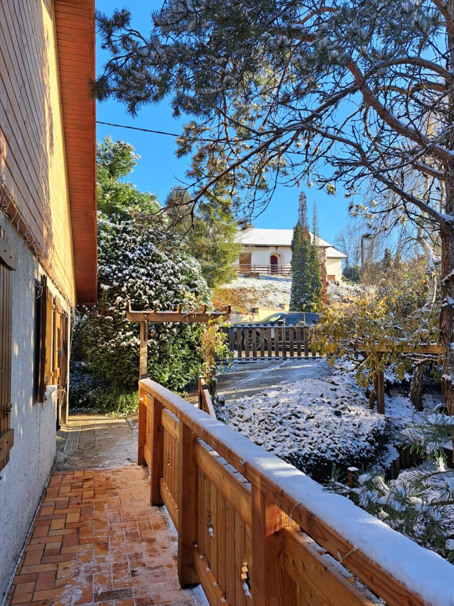 Le Refuge Du Herisson Doucier Exterior photo